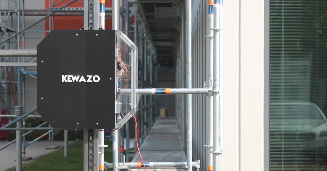 robots_nl's tweet photo. https://t.co/T0mPuAivg6 - Geautomatiseerd steiger-opbouw-systeem bespaart tijd en arbeidskosten. - Het geautomatiseerd steiger-opbouw-systeem van Kewazo elimineert persoonlijke veiligheidsrisico's, realiseert aanzienlijke... -#robots #automatisering #bouw https://t.co/jLSbthV7FL