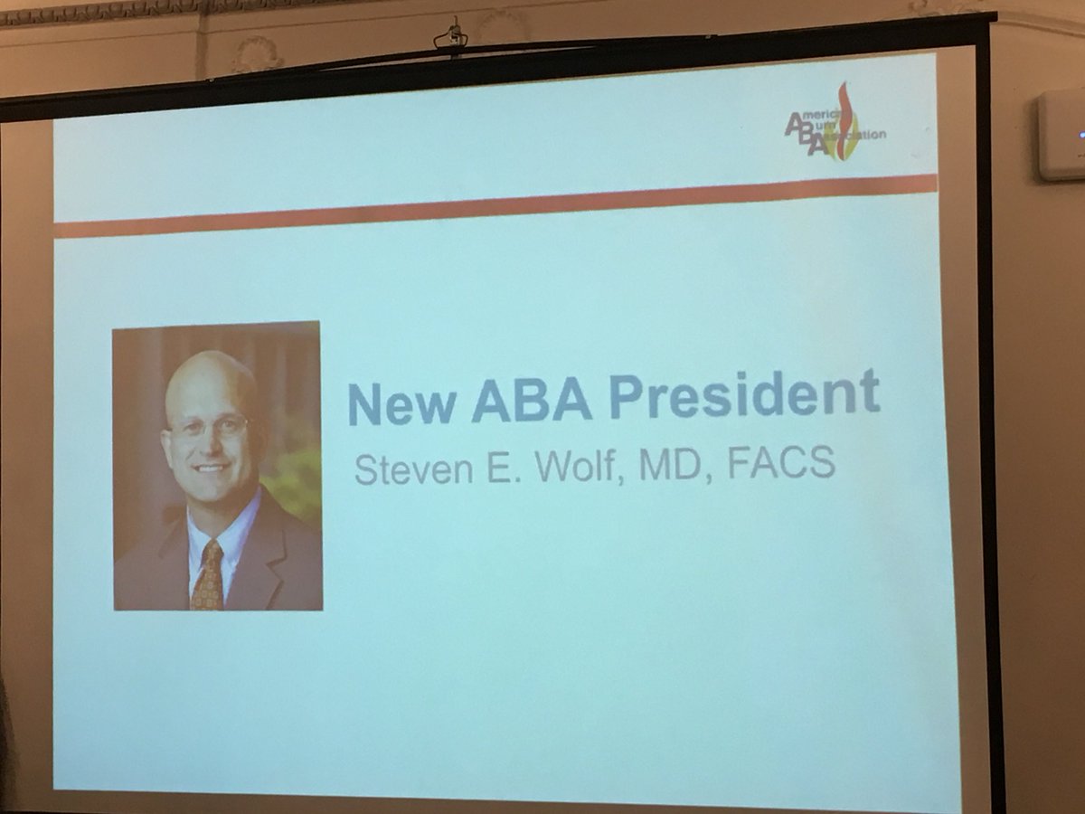 phchang73's tweet photo. .@Ameriburn #aba50th Dr Haith has just passed the baton to our new ABA President https://t.co/aLpYTvqDOe