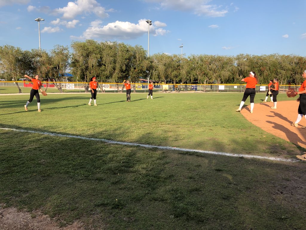 srqSB's tweet photo. Warming up!! https://t.co/Z7ca4rBIaO