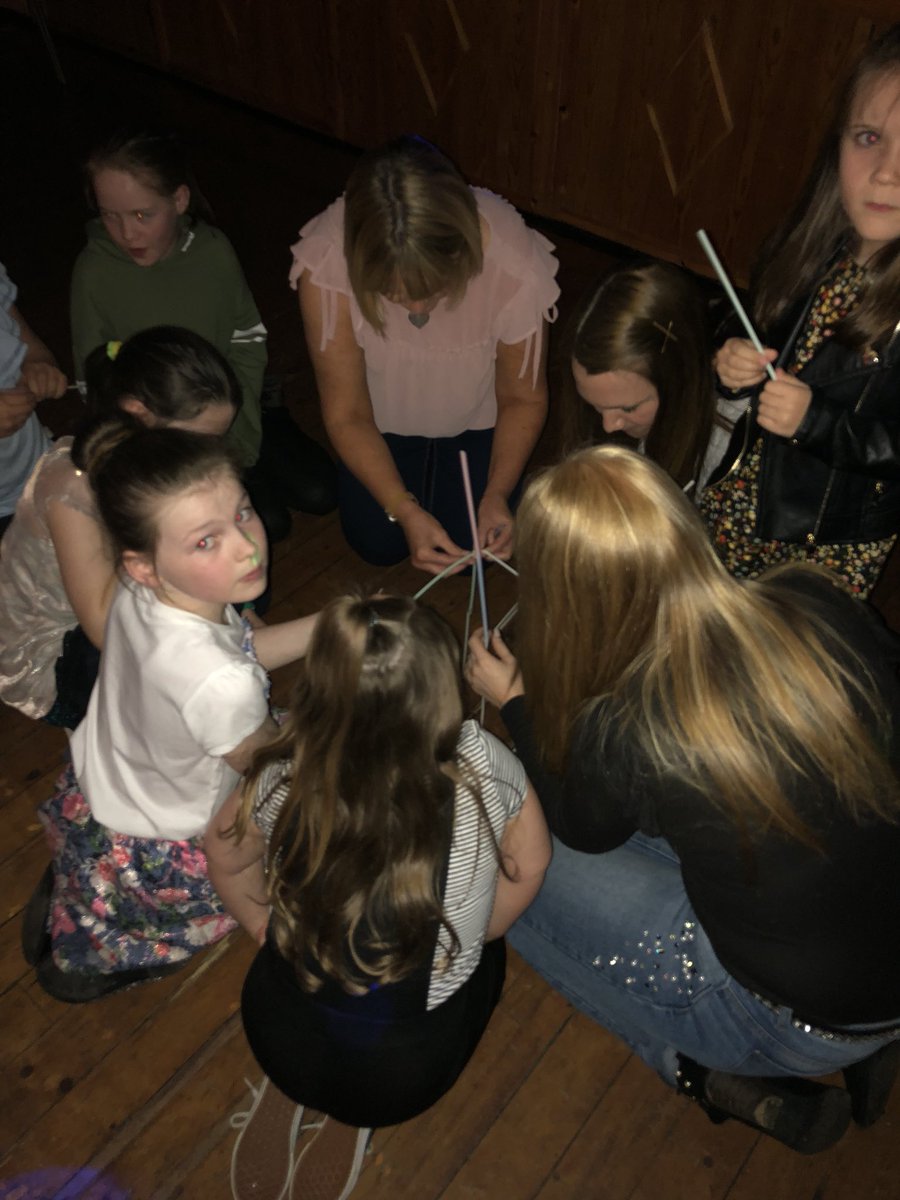 Castlehill19's tweet photo. What a fantastic night big thanks to everyone involved @CathCorra @LauraCorra17 @Louise_corra @thewarriormum @corrascot @janicecorra1 https://t.co/pe669mFqvB