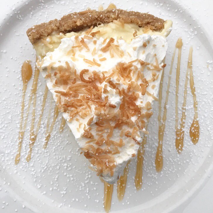 Kickin’ off the weekend with some 🥥#CoconutCreamPie 🥥! Come get it while it lasts! #StlDesserts #StlEats #CyranosSTL 😍