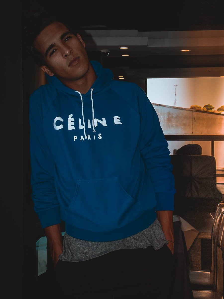 frddy_jose's tweet photo. celine https://t.co/ehnKbnG2fD