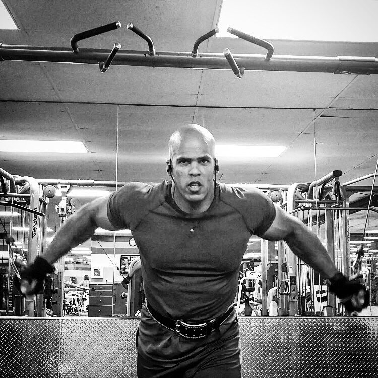 bwrighteousfit's tweet photo. #CableCrossovers #ChestDay!!
🦍
•
•
@Bodybuildingcom #AllAccess #BuildYourBody #BestSelf @THEBodySpace @CarnoSyn #workout #Fitness #bodybuilding #weightlifting #gains #training #exercise https://t.co/c19wQJ8RNz