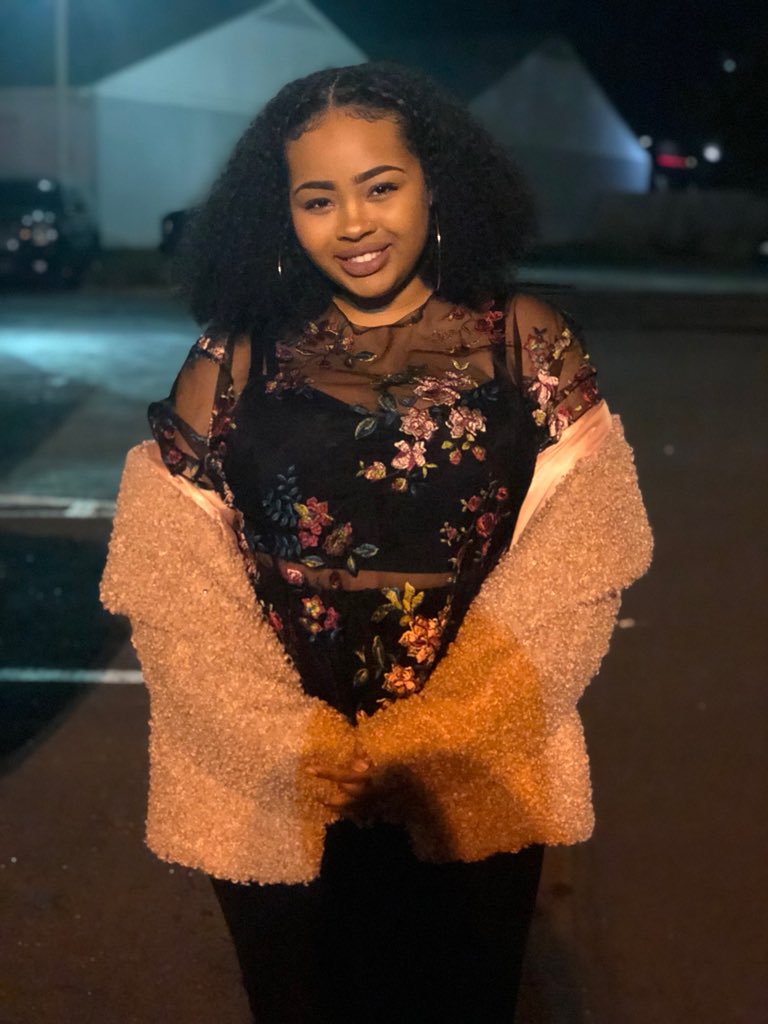 prinxess_shi's tweet photo. Now i can officially post thisπ #SingleBlackTwitter #LoyalBlackTwitter https://t.co/9NBdvkXVOe