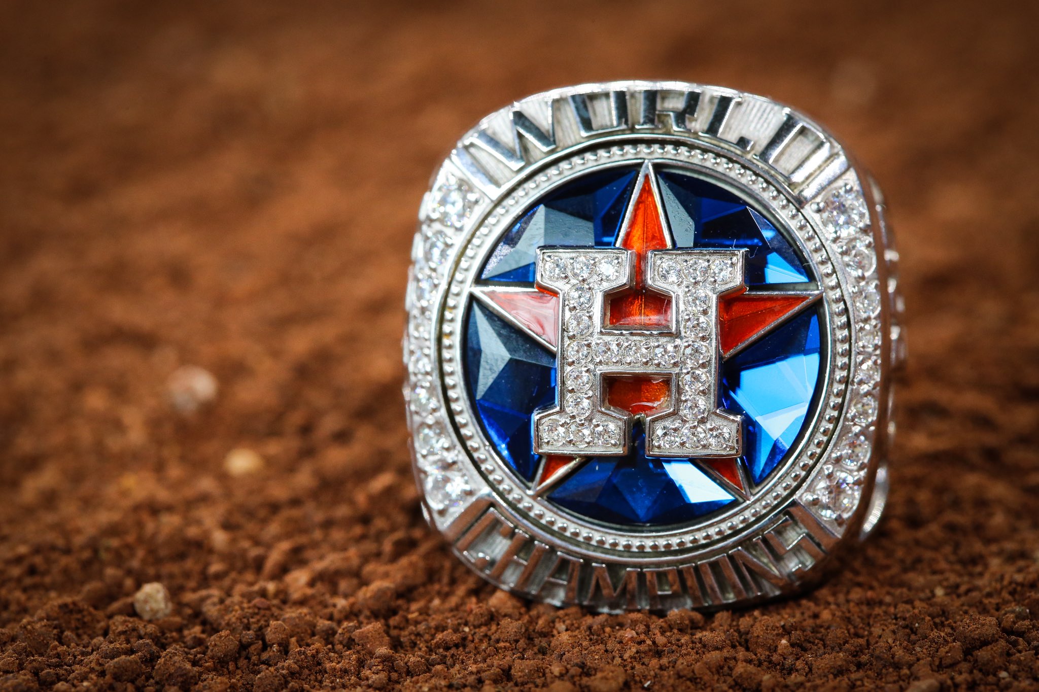 Houston Astros 2017 World Series Rings Details and Symbolism