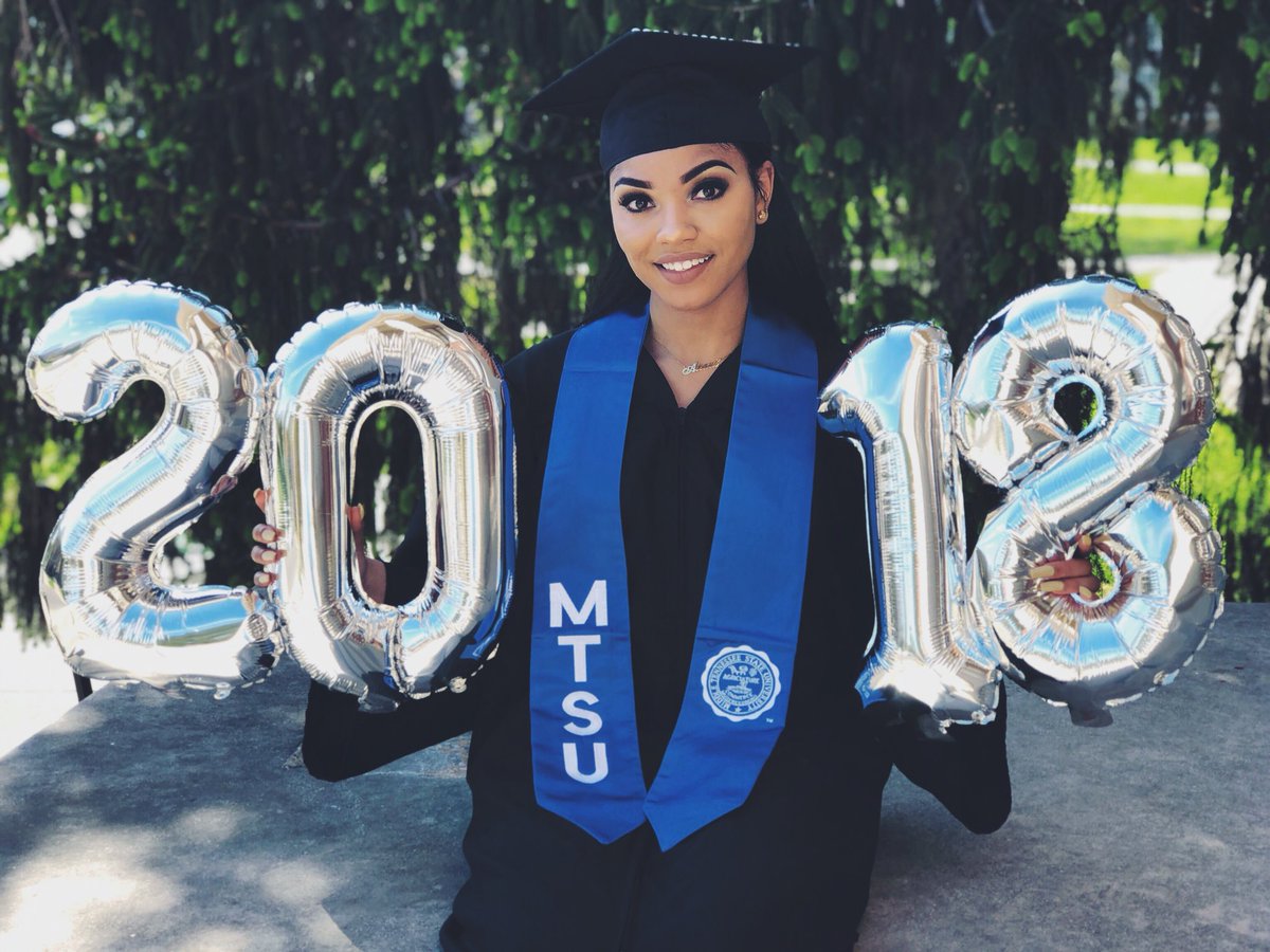 Lex_chula's tweet image. Middle Tennessee State University💙🐴
#GradSZN