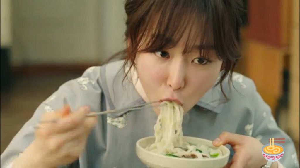 Korseries's tweet image. ตัวฉันในวันหยุดยาว😂🤣 #สงกรานต์