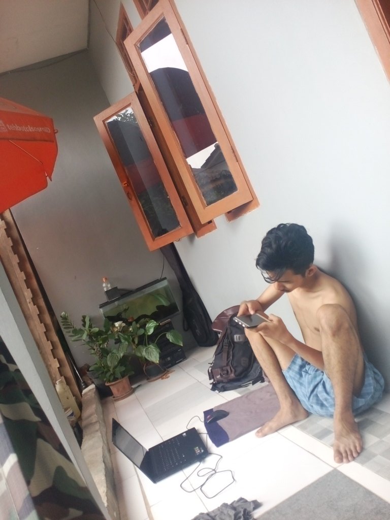 ryanhdyt14's tweet photo. Si peyot lagi nginep, kangen katanya hehe. 💙 https://t.co/1OIuylVw52