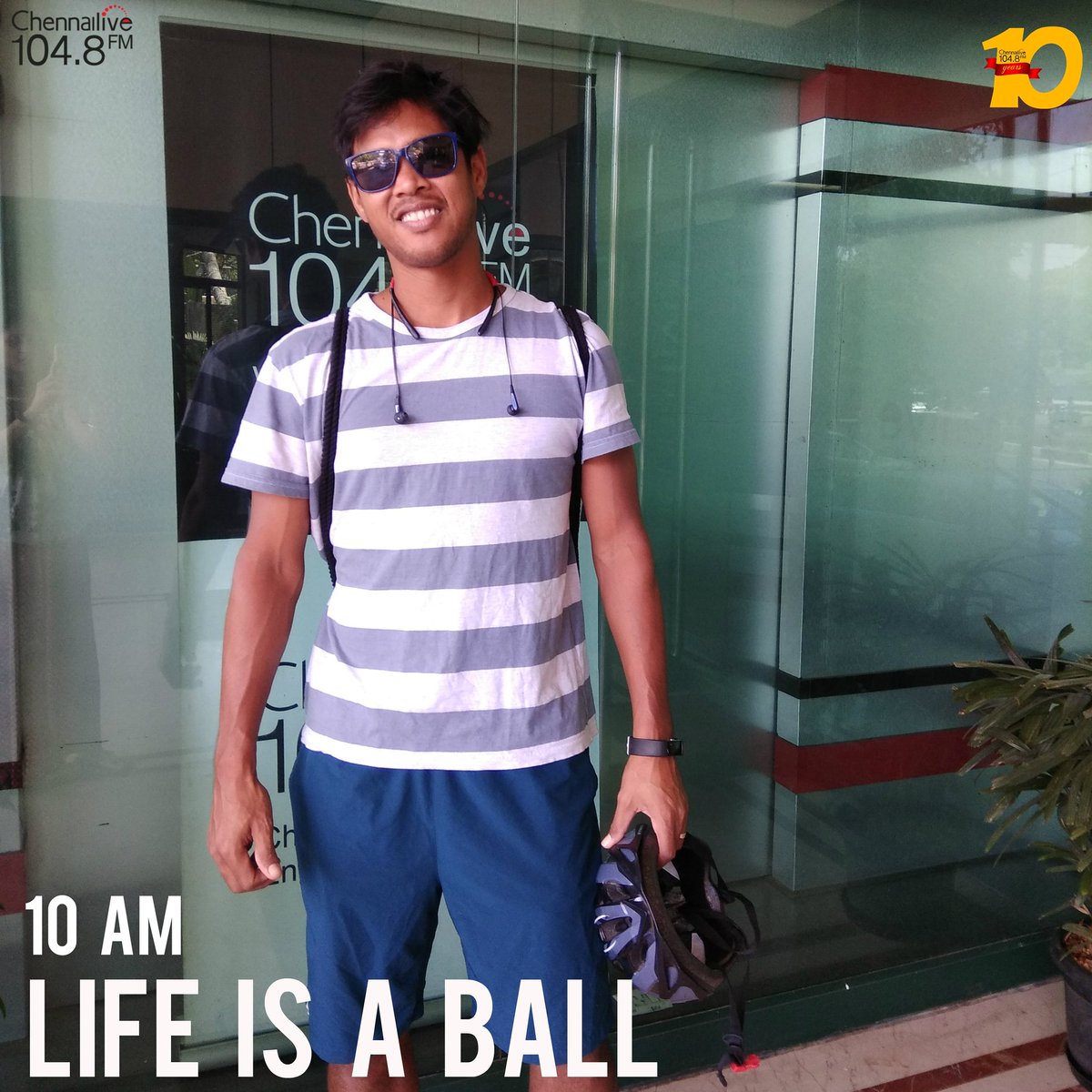 chennailive1048's tweet photo. Somdev is back with more exciting news on the sports front. Stay Tuned to Chennai Live 104.8 FM to catch him on Life is a Ball.
#somdev #lifeisaball #chennai #chennailive1048fm #radio #chennaisports #sportsnews #itssaturday https://t.co/IE2m79GOtn