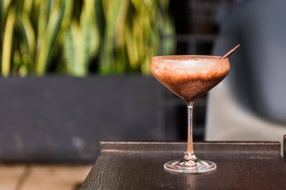 Settle in? You know you want to. #localenoosa #visitnoosa #noosabar