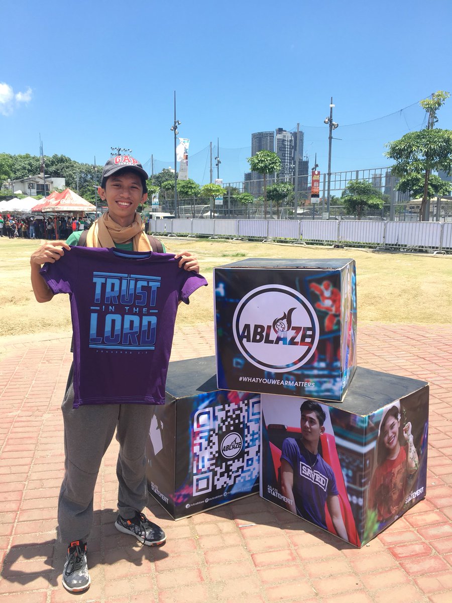 denieldlr's tweet photo. BOUGHT MY LIFE VERSE SHIRT AND A COLOR NA WALA PA AKO #blessingamazing https://t.co/c9kqOv1rss