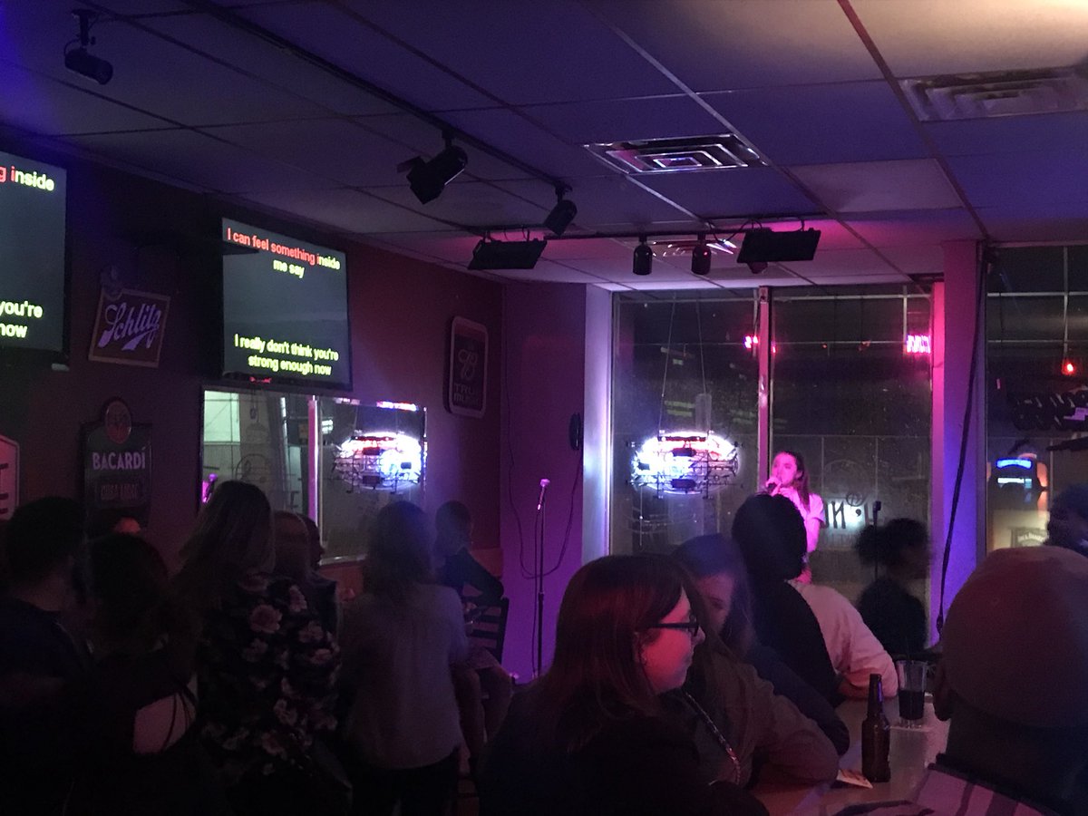 Ninten_Domain's tweet photo. Anyone at #MidwestGamingClassic come to The High Note! #karaoke #milwaukeestyle https://t.co/jPv4ecLwfj