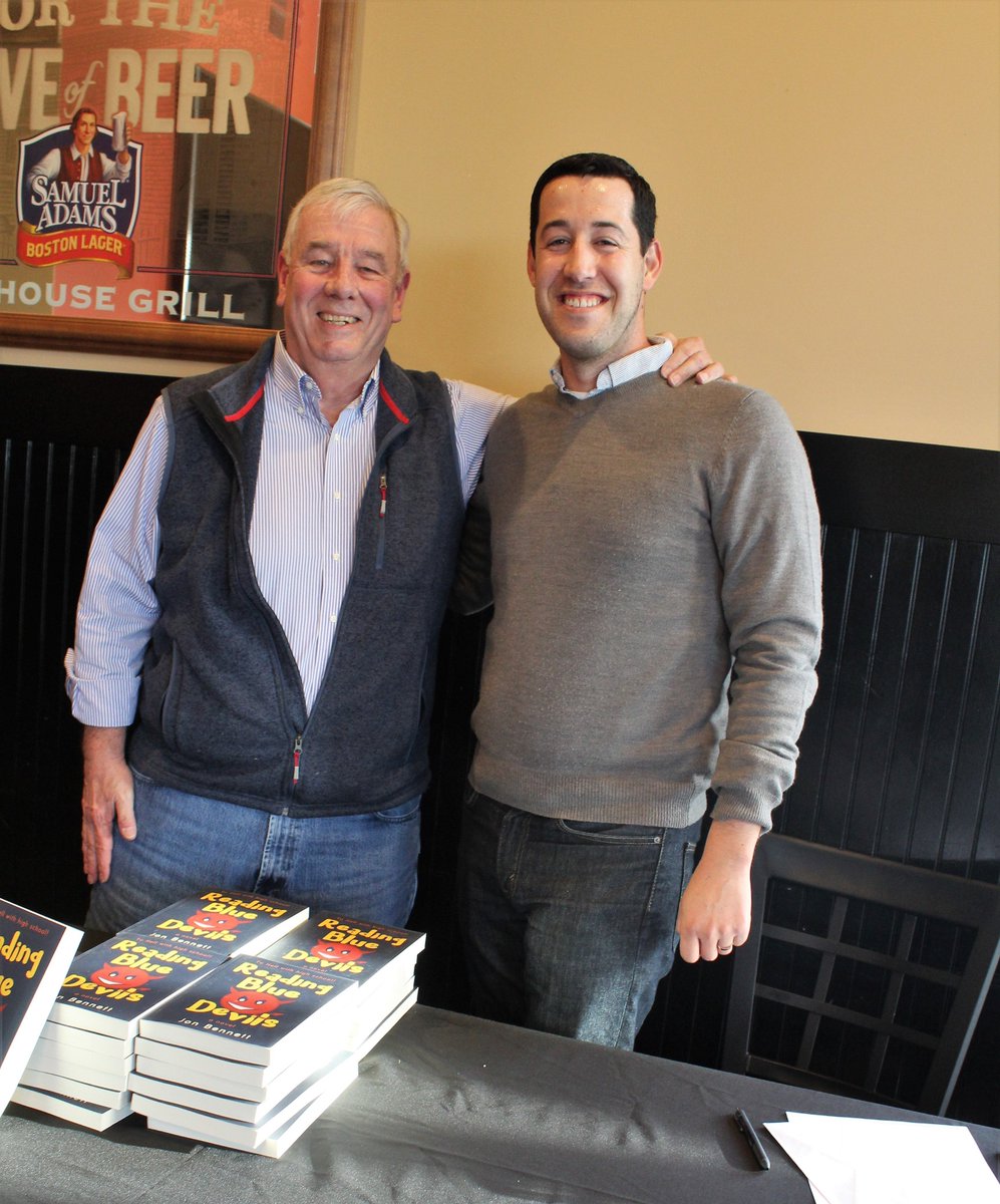 OpenBooksTitles's tweet photo. Drinks, books, and friends! What a night! Thank you to everyone who attended the book launch party for .@jbennett830's debut novel, #ReadingBlueDevils at .@firehouse_grill in #Cincinnati, #Ohio. #books #fiction #novels #highschool #BookLaunch #amreading https://t.co/uOPcrbyF2V https://t.co/QKxIVlAauh