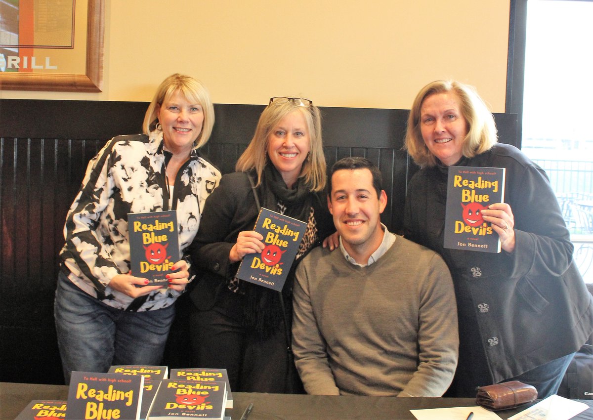 OpenBooksTitles's tweet photo. Drinks, books, and friends! What a night! Thank you to everyone who attended the book launch party for .@jbennett830's debut novel, #ReadingBlueDevils at .@firehouse_grill in #Cincinnati, #Ohio. #books #fiction #novels #highschool #BookLaunch #amreading https://t.co/uOPcrbyF2V https://t.co/QKxIVlAauh