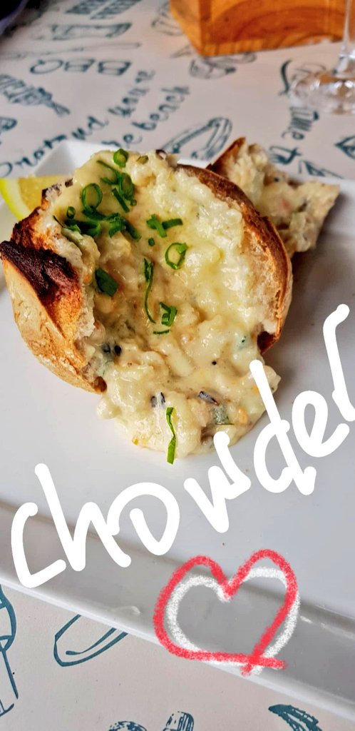 CrabshackNbbq's tweet photo. Crabshack seafood chowder, perfect lunch for this weather... Served in artisan sourdough for maximum yumminess! #bibNfingers #crabshackCT #kloofst #capetown https://t.co/DPRW3w4lYx