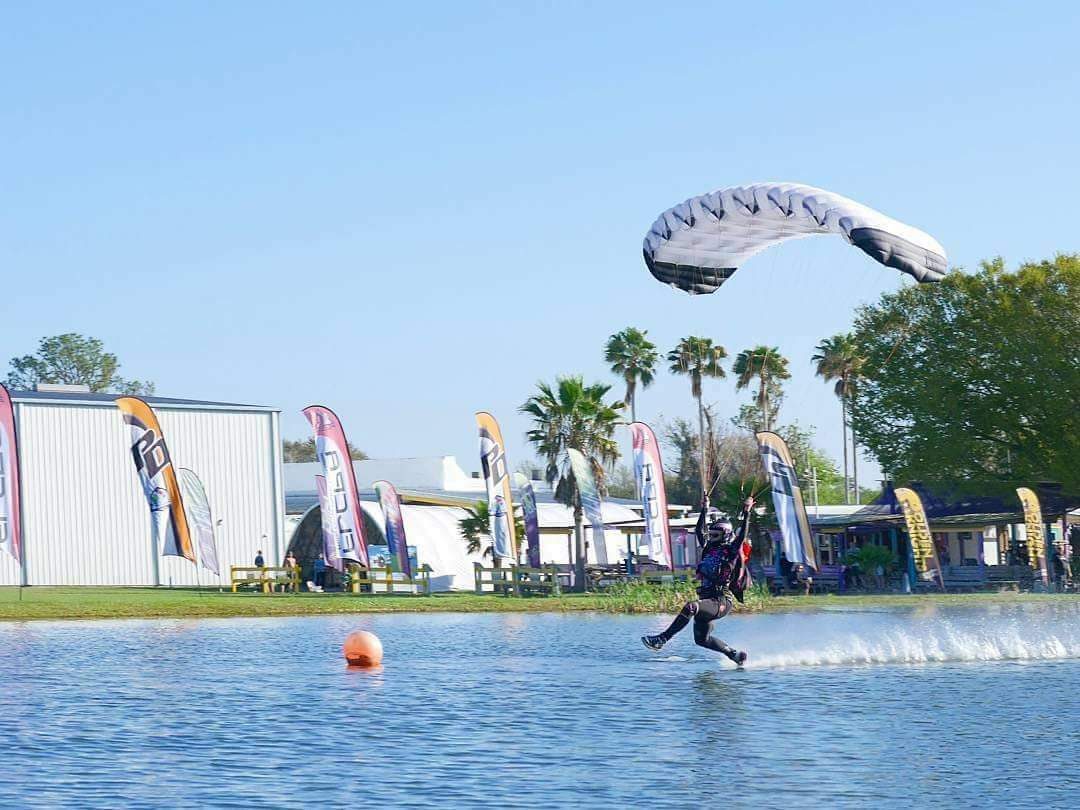SwaggerjackProd's tweet photo. #Swaggerjack daily #Skydive #Swooping photo:

#FLCPA 2018 Season Event 1 (Full Video) [#SkydiveCity]: https://t.co/DwkmXYhLe6

[Photo: #EmilyCecil, #SomethingForNothingProductions] https://t.co/cTbTAVAlea