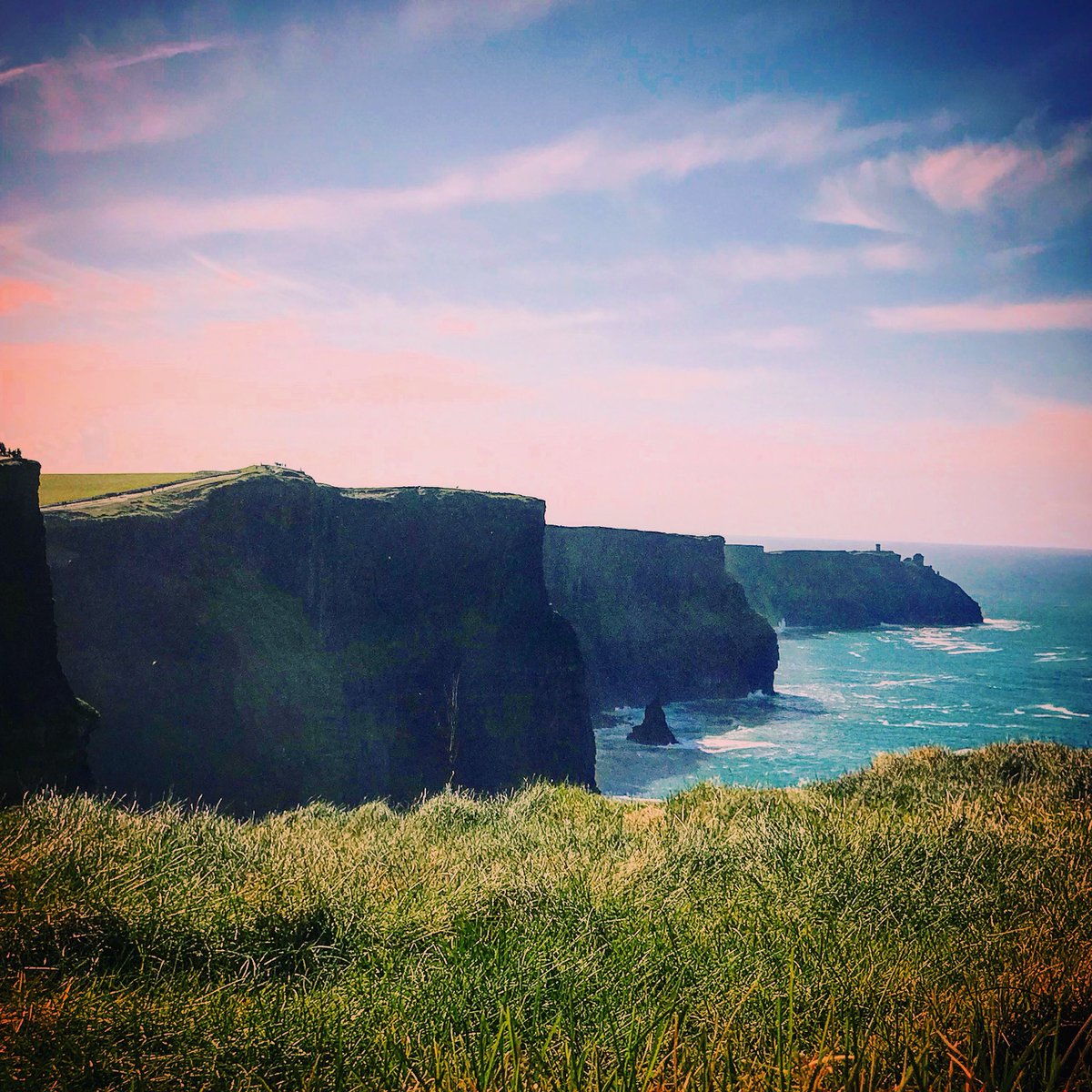 GetJetSet1's tweet photo. Just a beautiful day in #Ireland #traveling https://t.co/RzwhRDIG2d