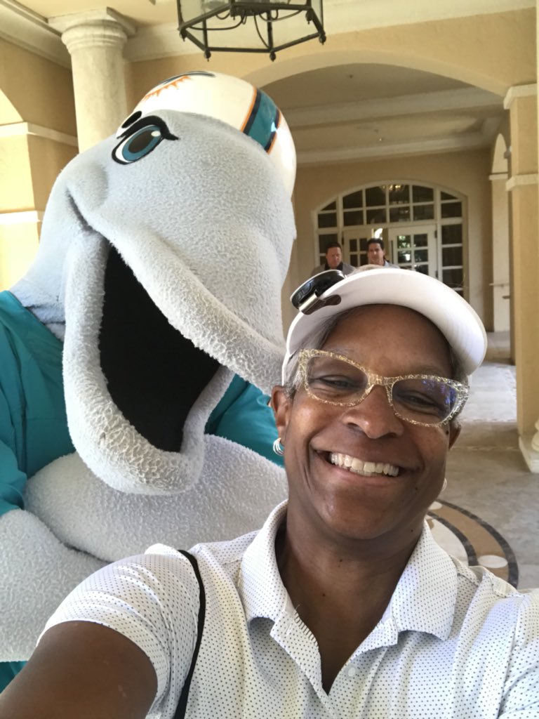Thank you <a href="/lululemonMIA/">Mia Lululemon</a> for all of the swag at the <a href="/TackleCancer/">Dolphins Cancer Challenge</a> golf tournament today. Thank you <a href="/TIsleMiami/">FastOfferFlorida</a> for a great day. Glad to meet fellow <a href="/HoosFootball/">Hoos Football</a> Wahoo @Rico_Smith71