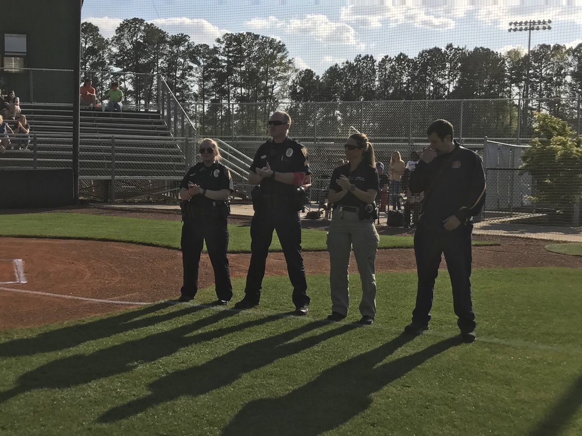 Great win tonight over Griffin 7-2 behind @ethanage20 on the mound now 6-1 and @Jack_Bukowski2 leading offense 2-3. Hero Night was a huge success with so many people to be proud of! Checkout our new mascot!