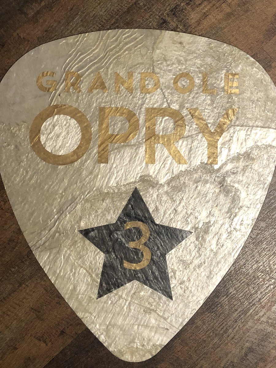 KLaw826's tweet photo. Hanging at the Grand Ole Opry tonight! #phillyphilly #girlsweekend #Opry #Nashville2018 #conniesmith https://t.co/zAppLpScdO