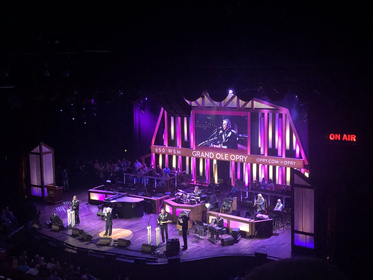 KLaw826's tweet photo. Hanging at the Grand Ole Opry tonight! #phillyphilly #girlsweekend #Opry #Nashville2018 #conniesmith https://t.co/zAppLpScdO