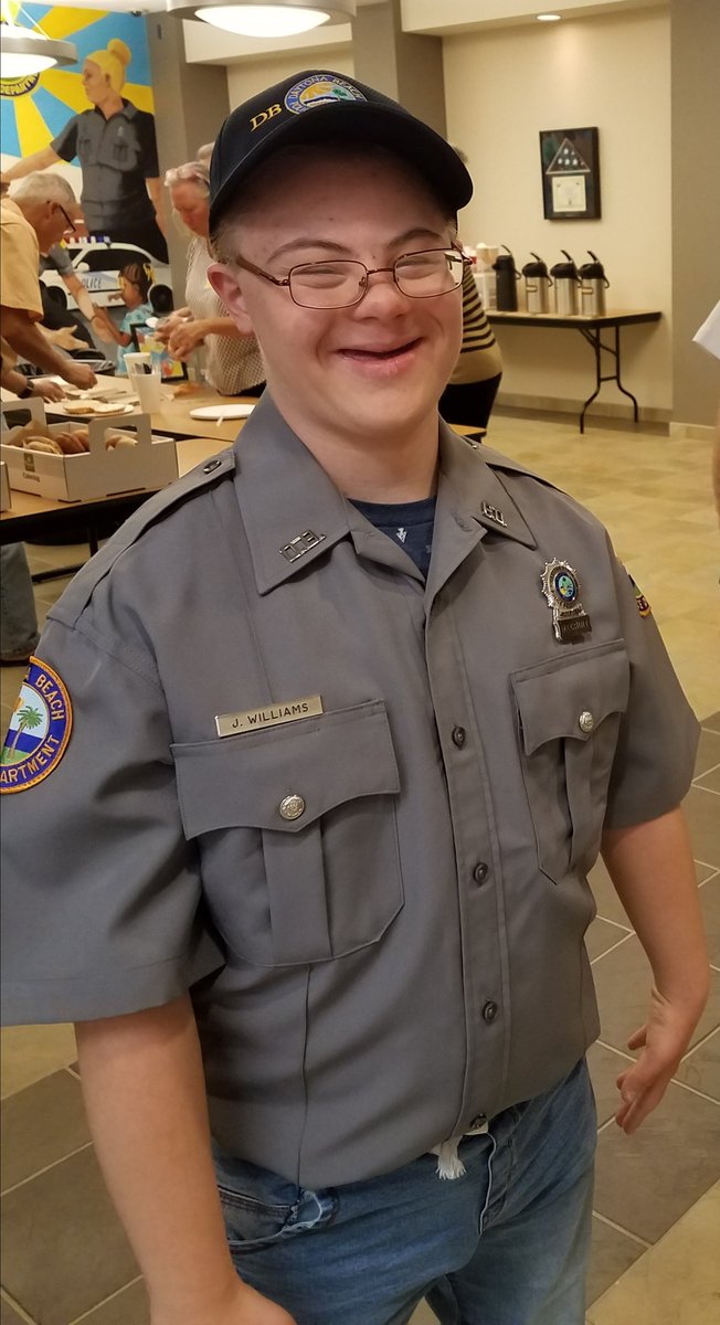 joshsmom63's tweet photo. #LivePD #LivePDNation who's ready for some LIVE PD!!! https://t.co/VFQX120Qxj