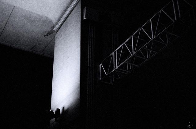 AKAautonomy's tweet photo. trussme
.
.
.
#35mm #ilford3200 #ilforddelta3200 #film #filmphotography #bnw #bnwphotography #bnw_city_streetlife #bnw_society #nightshooters #nightshoot #monochrome #monochromatic #architecture #architecturephotography #concreteandsteel #staticforms #gr… https://t.co/aSSfcaVTwL https://t.co/VFhX4vFVho
