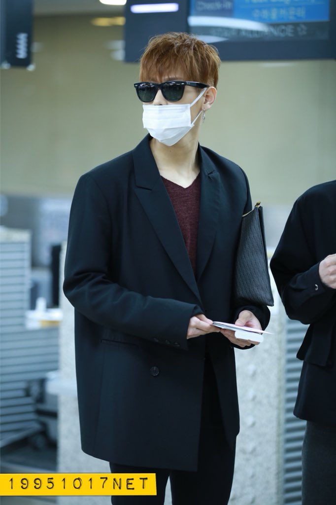 19951017net's tweet photo. 180414 김포출국 #임팩트 #이상 #이제부터항상 #빛나✨
[네 다음 모델❤️🦖🦕] https://t.co/aIPS6okPu3