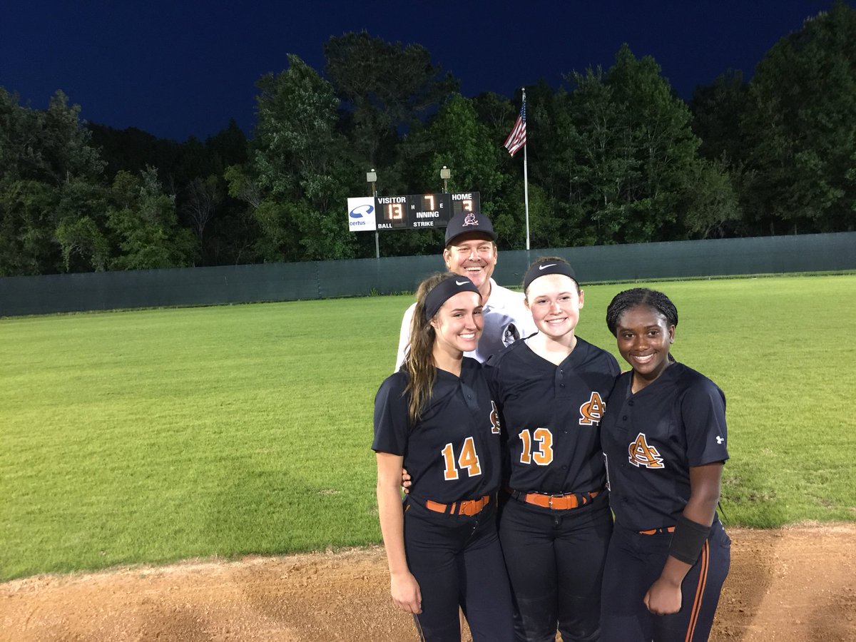 DuvalSports's tweet photo. 13-3! Atlantic Coast defeats Mandarin for the Gateway Conference Championship https://t.co/yl6N3cGn7t