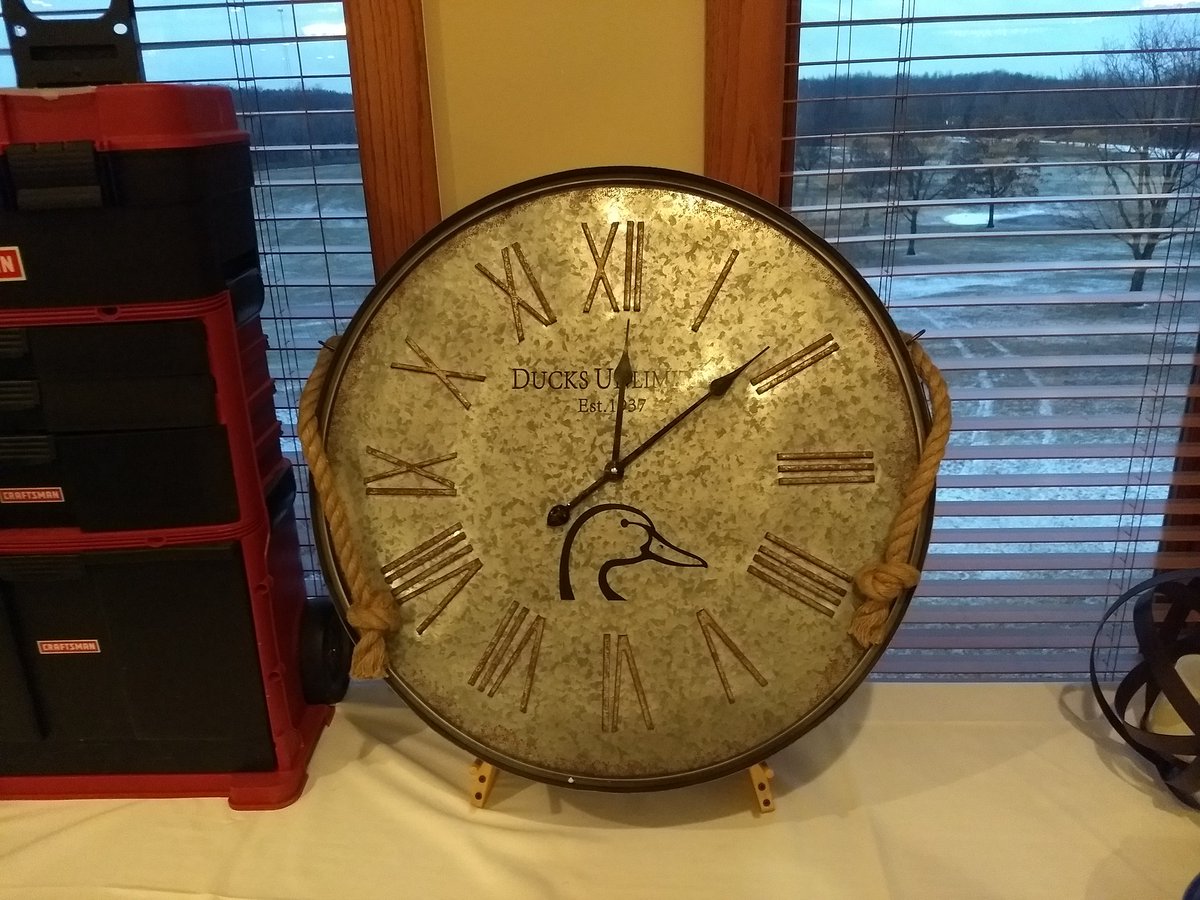RiverFalls_DU's tweet photo. More items being auctioned at our @DucksUnlimited Banquet in River Falls @KilkarneyHills tomorrow night. Help us rescue our wetlands. #Wetlands #conservation #Ducks https://t.co/geo2sfAOOp