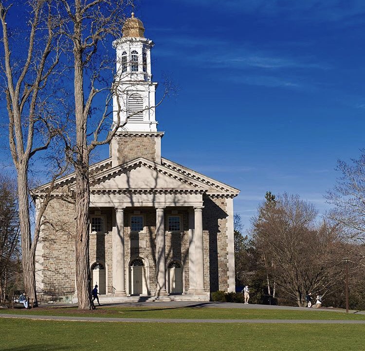 caitg21's tweet photo. Super excited to officially be a part of colgate class of 2022😊💗 go ‘gate!!! https://t.co/kVL0WDEhEe