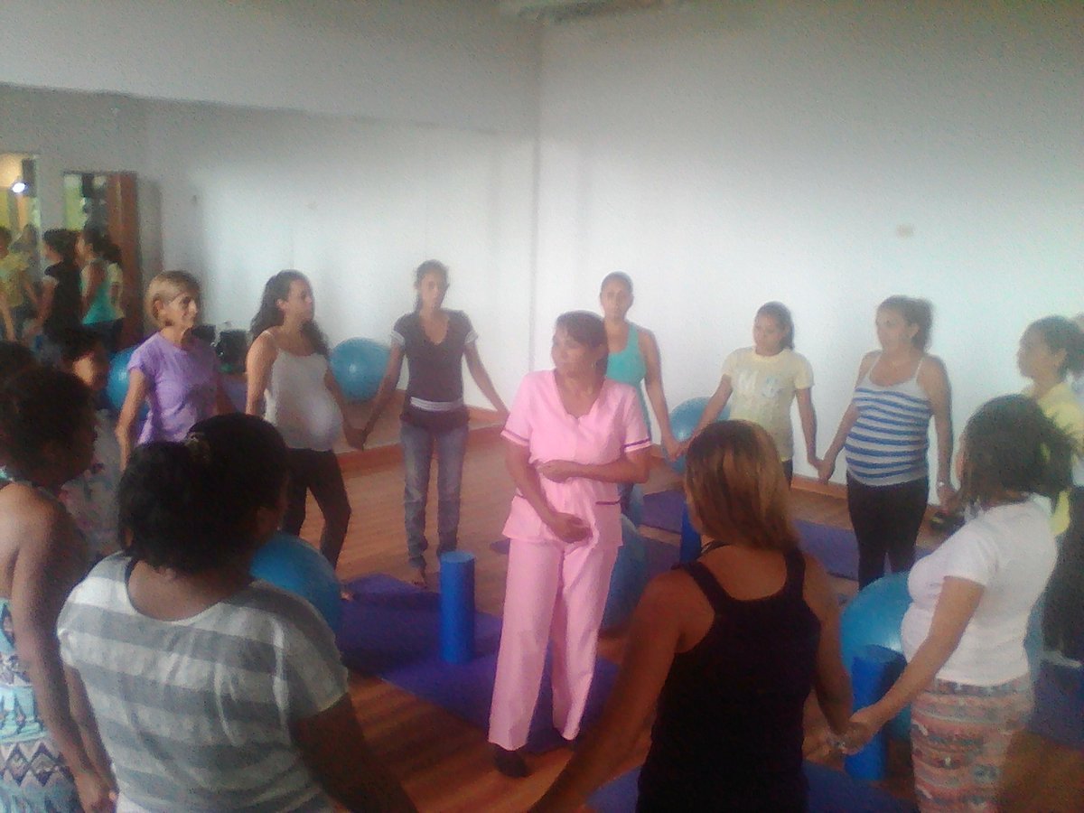 joelmeboxeo's tweet photo. Parto humanizado yoga profiláctico en la gran base Lomas de funval @GBMP_LomasdeF @gbmp_lomasfunva @DPazyVida @FunMovPazyVida @NicolasMaduro @mimouvargas @DPazyVida @CaraboboGB @AsuntosDPaz @malave_nancy @mariamarvez @Alemarvez10 @fairuthortega10 @pinfantea @SalaCarabobo https://t.co/hwo7TIwoJI