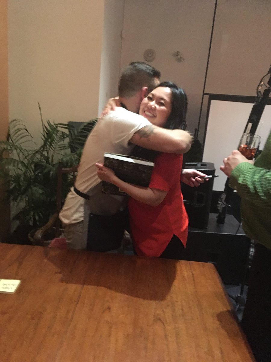 JonGauthier's tweet image. @maryshappybelly Hey Mary was good seeing you last night! Here is photos took while with Matty! #thegreatshellfishcookbook