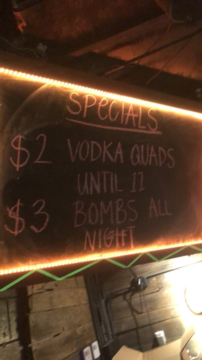 BIJGIN's tweet photo. $2 VODKAS TILL 11PM+$3 BOMBS ALL NIGHT💣🥃💣🥃💣🥃💣 come SEE👀 me @TheRustyTavern 👌🏻 https://t.co/NNoCEP103U