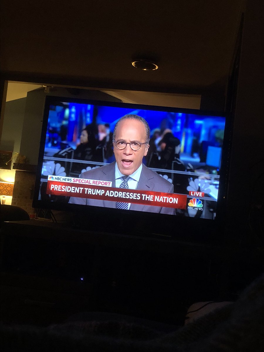 angie_halleman's tweet photo. THIS IS NOT DATELINE, Lester 😑#istayedupforthis https://t.co/rtyezugcAD