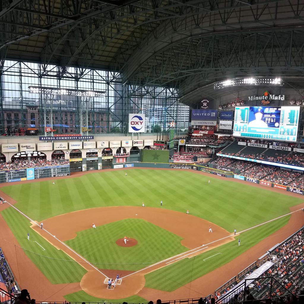 just1sue's tweet photo. Go Astros! https://t.co/FwBJKohi9v