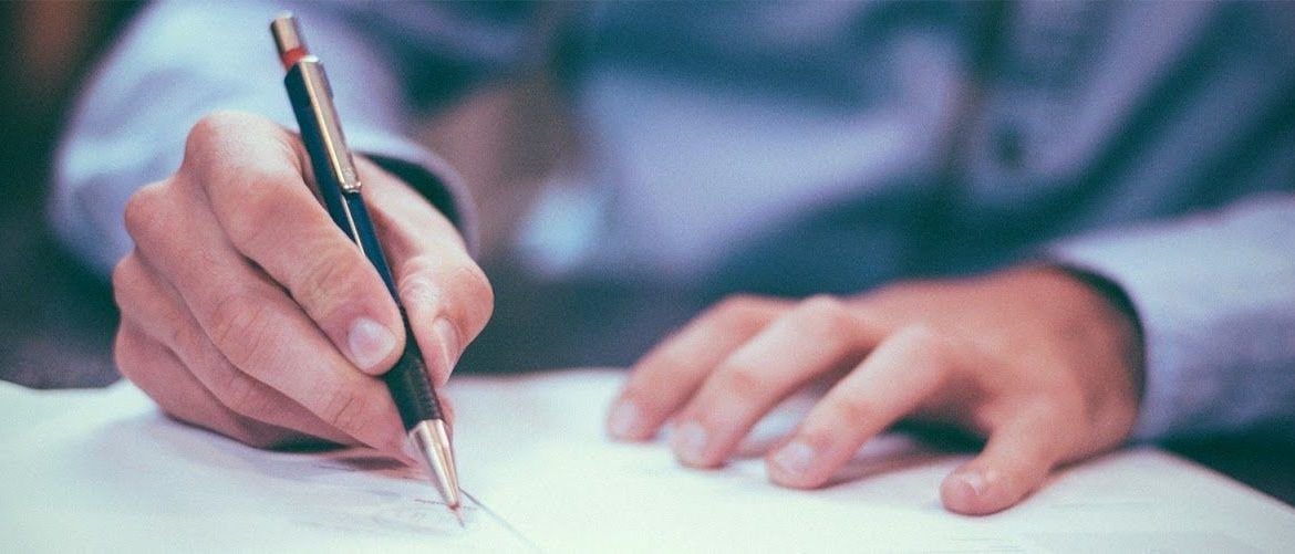 bonanzamarket's tweet photo. Check out the article "Tips and Tricks for Writing the Perfect eCommerce Product Title" on @CrowdContent's blog here: https://t.co/c4XTZ1xylP Lots of helpful information! #sellonline #ecommerce #crowdcontent #Bonanza https://t.co/WNrZNvUCk8