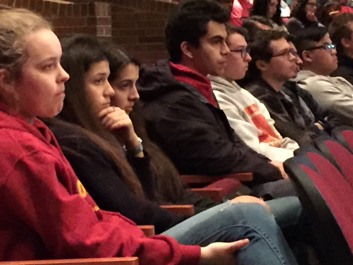 dhayes333's tweet photo. Your powerful message could still be heard in conversations during 6th hour. Thanks for being passionate about Troy’s teens and citizens @kirsten_hartig @noprinca @tsdthinkers @ldixon2 https://t.co/fyADQ4vfa5