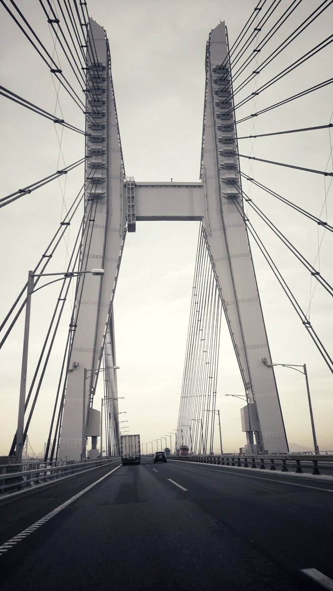 Rustydolphin's tweet photo. Escaping the city https://t.co/HPaZ5IdT47 https://t.co/n6KwLYn1pb