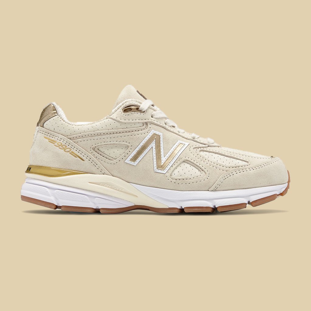 new balance 990v4 foot locker