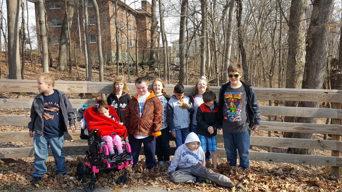 MichelleRae0703's tweet photo. It was a beautiful day for a walk! Blessed to have the Winona Lake Trails in our backyard. #wcsmission https://t.co/sU5XNyzVGJ
