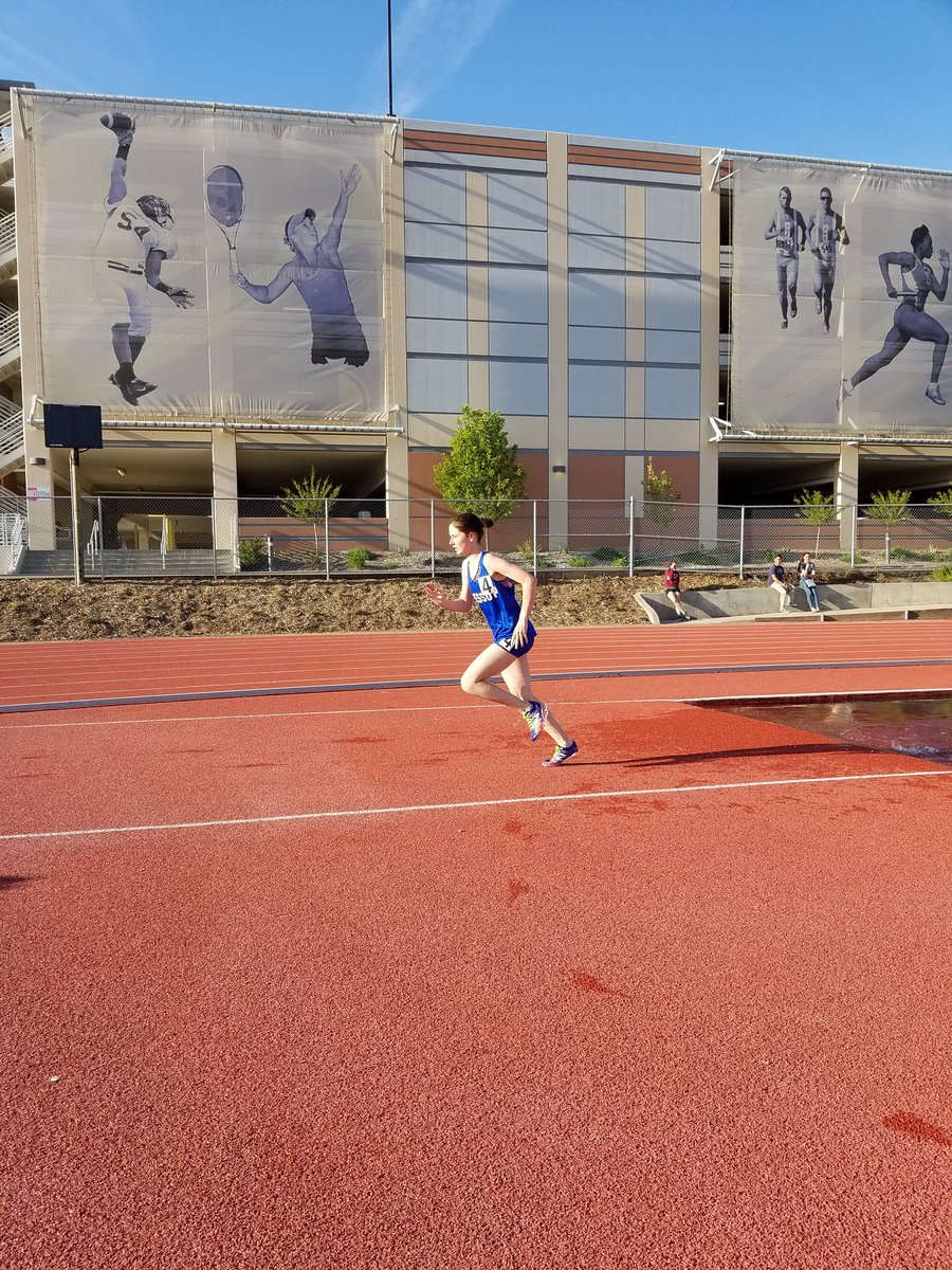 Jessup_TFXC's tweet photo. Amber Taylor wins the 3000m steeple chase @ American River Distance Carnival with a time 12:21.21! @JessupAthletics #steeplechase https://t.co/umX94UBnT8