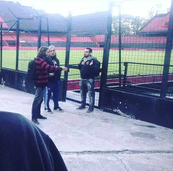 RockAlCosto's tweet photo. El staff de La Renga en Rosario... pronto novedades. https://t.co/jPzVq1kigE