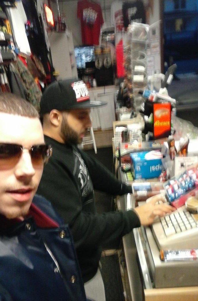 MaxPainDaGreat's tweet photo. Ali always show in love closed mouths get fed https://t.co/2TO6Ha994n