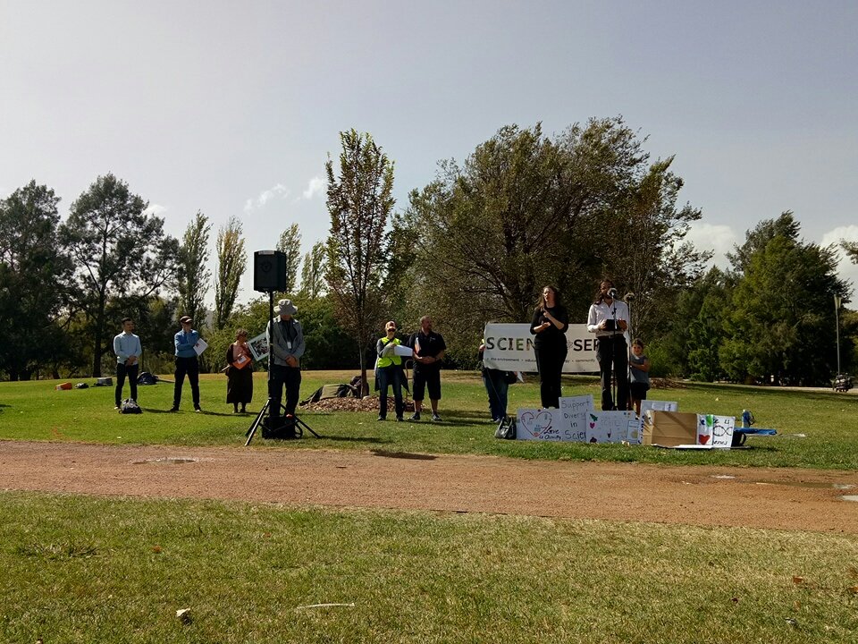 ScienceMarchCBR's tweet photo. Speakers at the March for science Canberra. #MarchForScienceCanberra #MarchForScienceCBR https://t.co/s1d6ztBqlt