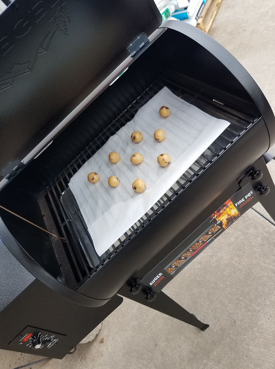 AceCrockers's tweet photo. Great day in WNY! Dan our @TraegerGrills rep was here and got us up early with cinnamon rolls, chocolate chip cookies, frozen pizza, smoked goldfish, pork bites and candy bacon! https://t.co/fCtAVk03v9