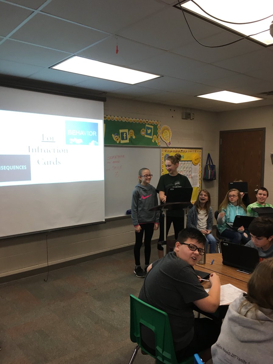 trev_thurman's tweet photo. Loved watching the students as they applied newly learned skills in our debates. Bonus: using Chromebooks to edit on the fly. #LearnLap #tlap @EES_Arabians #GSuiteEDU https://t.co/OinkYE5aRB