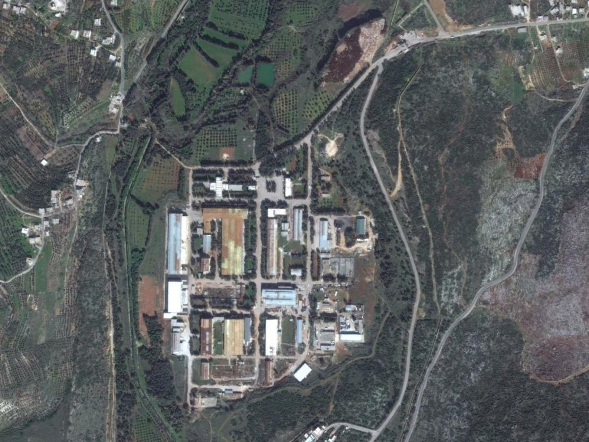 ALT_uscis's tweet image. Middle East/arabic twitter is mostly reporting these areas were targeted in Syria
"Scientific Studies and Research Center – rural region of Baniyas"
@MEMRIReports