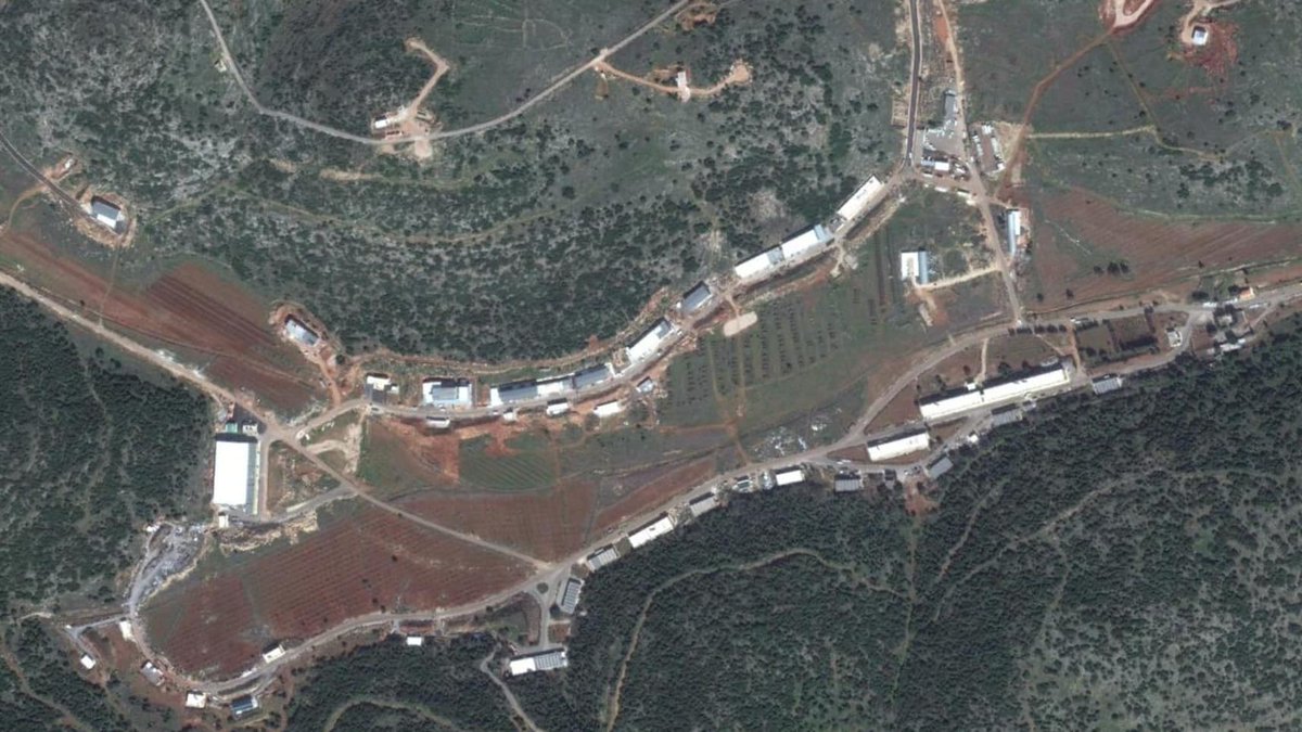 ALT_uscis's tweet image. Middle East/arabic twitter is mostly reporting these areas were targeted in Syria
"Scientific Studies and Research Center – rural region of Baniyas"
@MEMRIReports