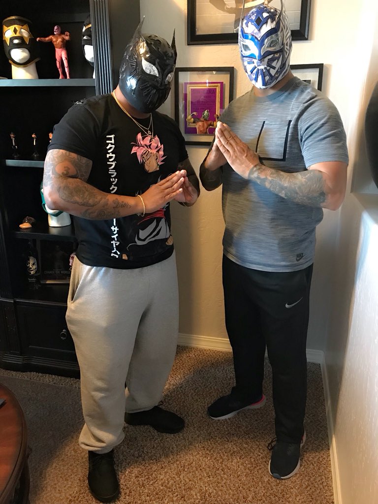 kuntry_boi_dee's tweet photo. #followthefaceless @sincarawwe #luchador https://t.co/yF1J30Z93Z
